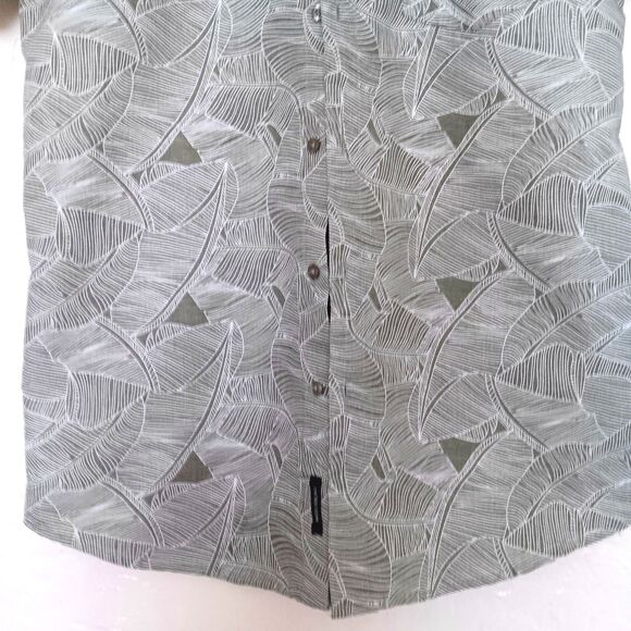 Molokai Surf Shirt Men Medium Short Sleeve Collar Button Up Green Leaf NWOT - Picture 5 of 10